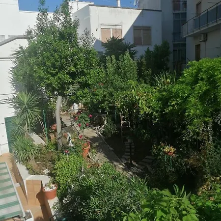 Il Giardino Della Nonna * Alberobello